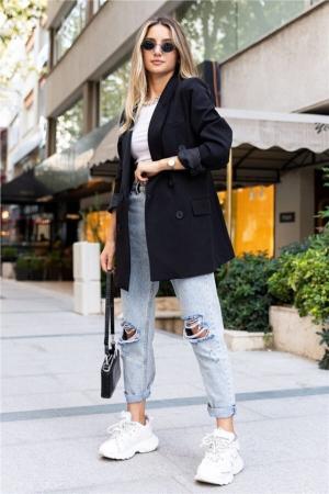 Women's Black Buttoned Blazer Jacket