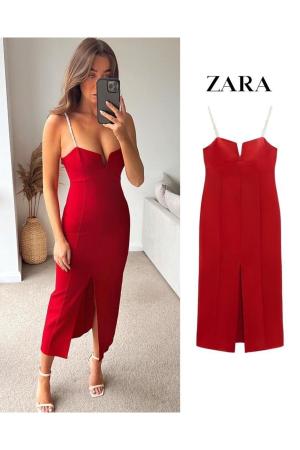 Model Red Dress