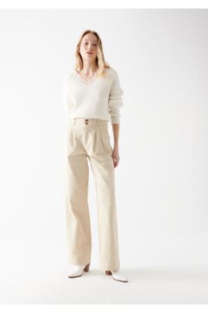 Beige Trousers