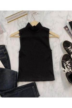 Women's knitted blouse