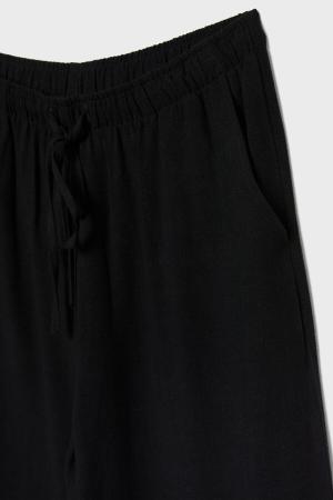 loose linen pants