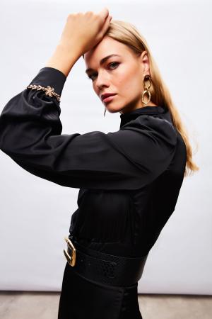 Blouse with sleeve accessory detail