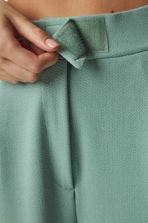 Women's Woven Trousers