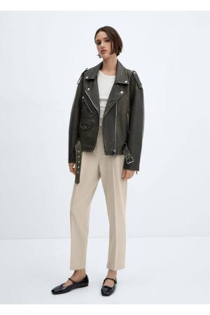 Straight leg pleated trousers