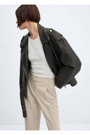 Straight leg pleated trousers