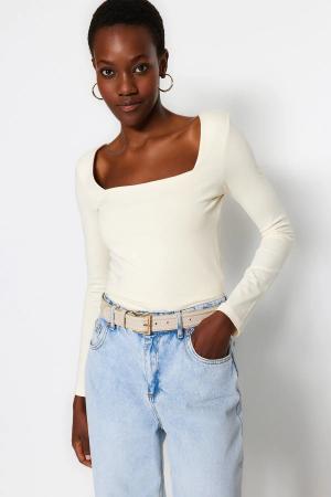 Cotton knitted blouse