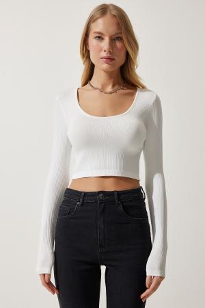 White ribbed crew neck sweater