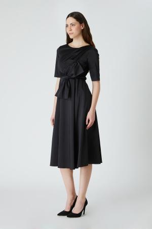 Flared dress with bow