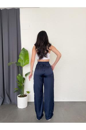 Loose fit pants