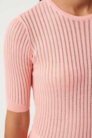 Women's Knitted Blouse