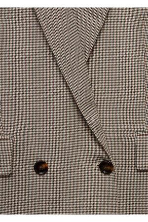 Buttoned blazer jacket
