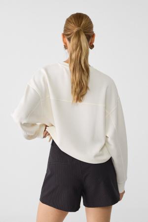 Soft textured basic sweatshirt