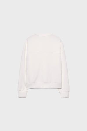 Soft textured basic sweatshirt