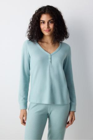 Green pajama pants set